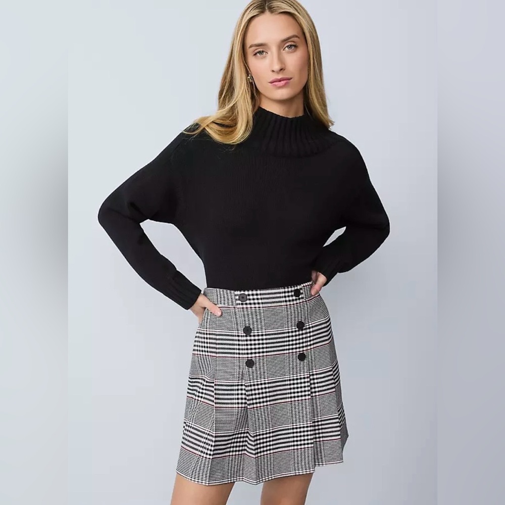 Ann Taylor Petite Plaid Pleated Skirt White/Black/Burgundy Size 8 NWT